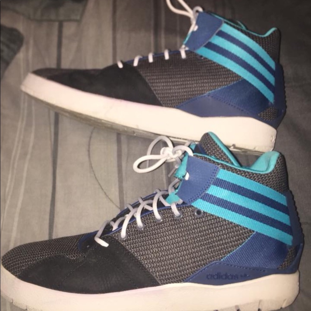 Men shoes size 13